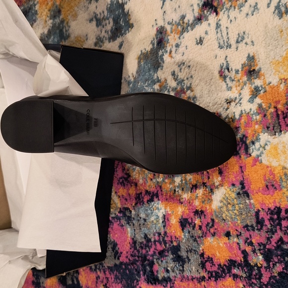 Cole Haan Emory Bow Pump Black Leather 3 inch - Picture 8 of 10